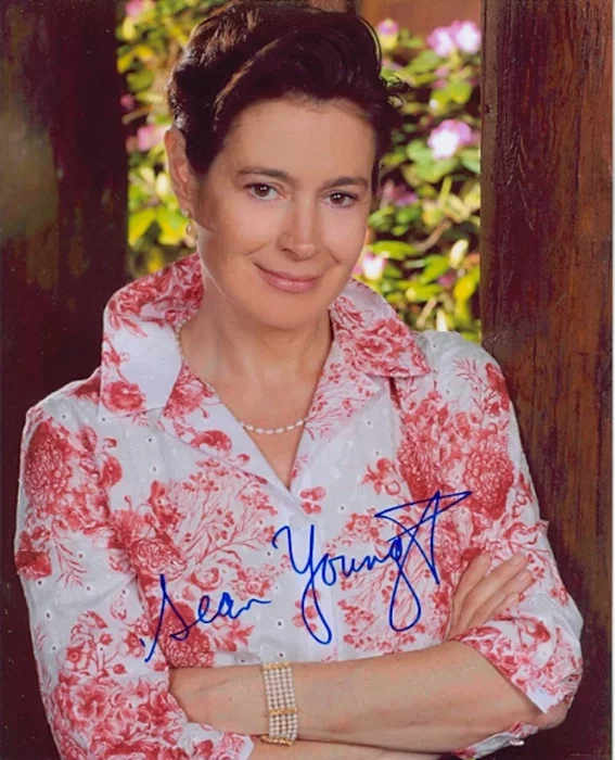 Sean Young autograph