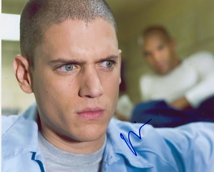 Wentworth Miller autograph