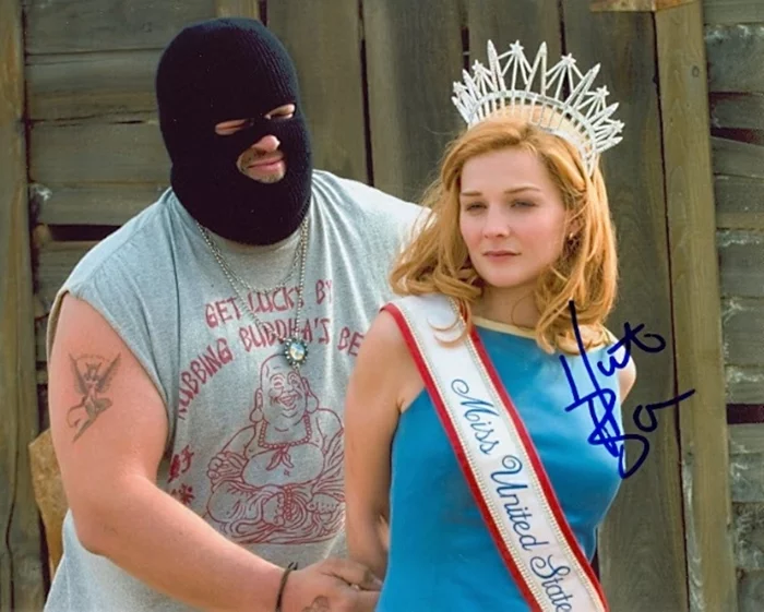 Heather Burns autograph