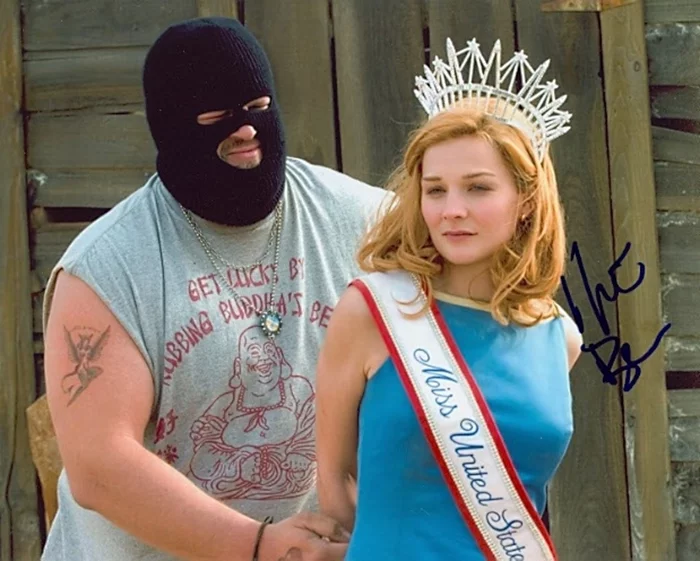 Heather Burns autograph