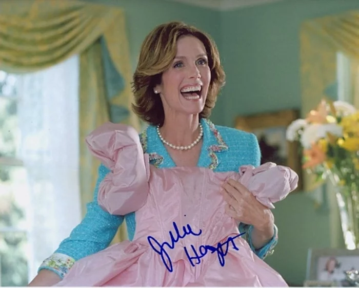 Julie Hagerty autograph