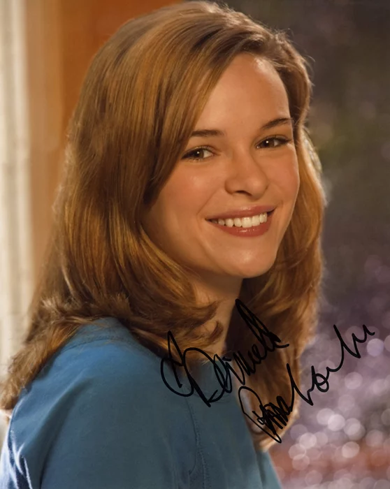 Danielle Panabaker autograph