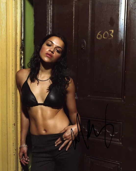 Michelle Rodriguez autograph