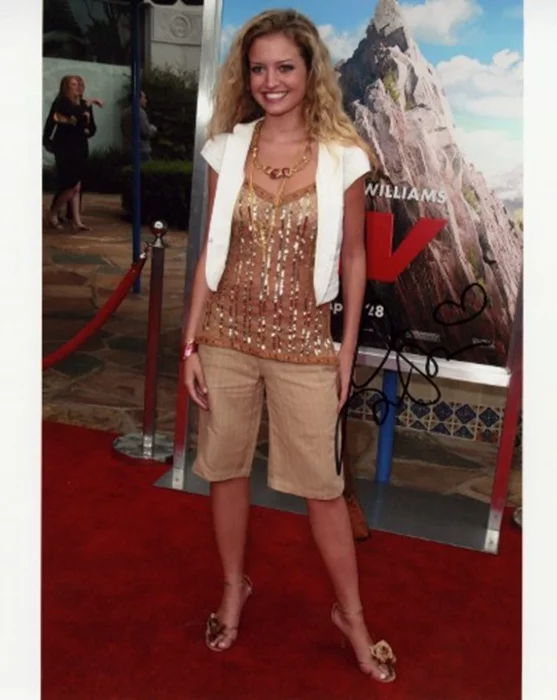 Lauren Storm autograph
