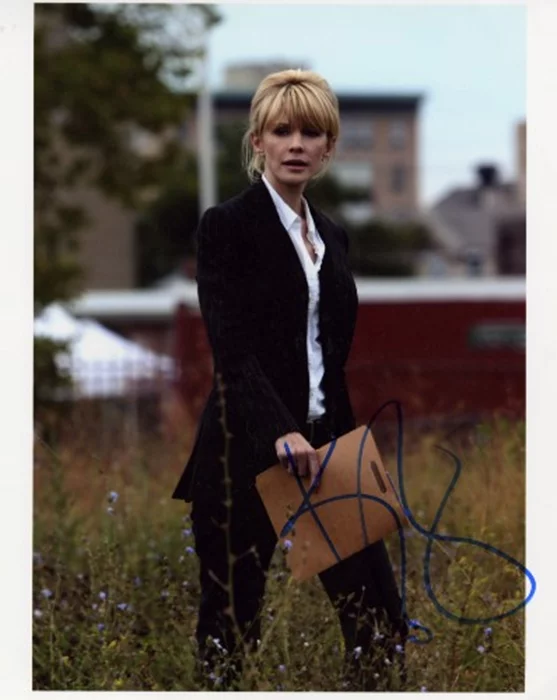 Kathryn Morris autograph