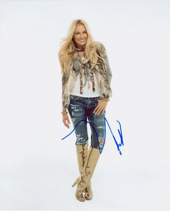 Diane Kruger autograph