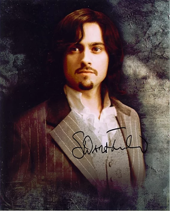 Stuart Townsend autograph