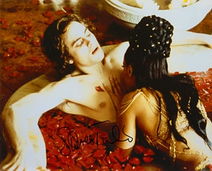 Stuart Townsend autograph