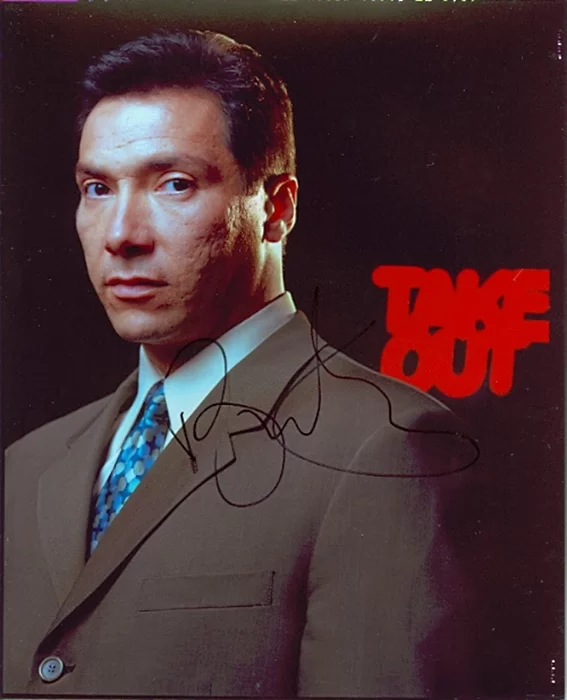 Benito Martinez autograph
