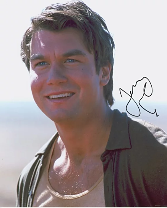 Jerry O'Connell autograph