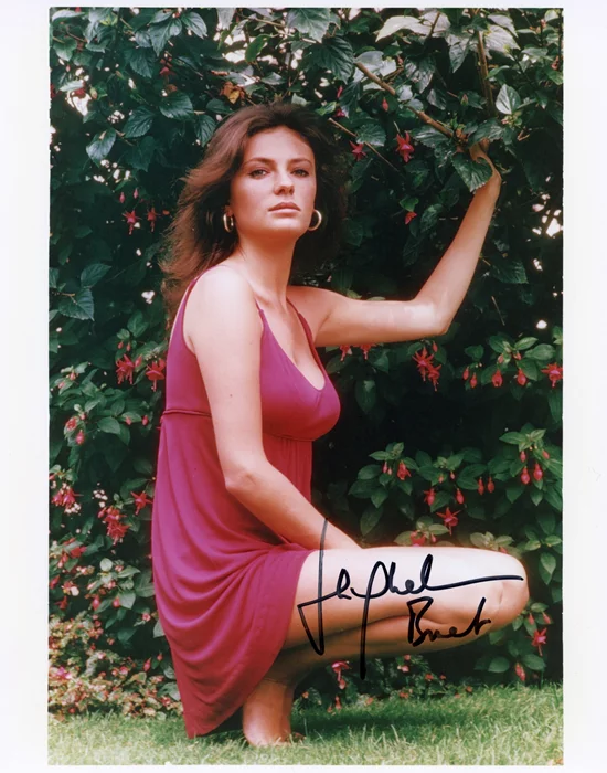 Jacqueline Bisset autograph