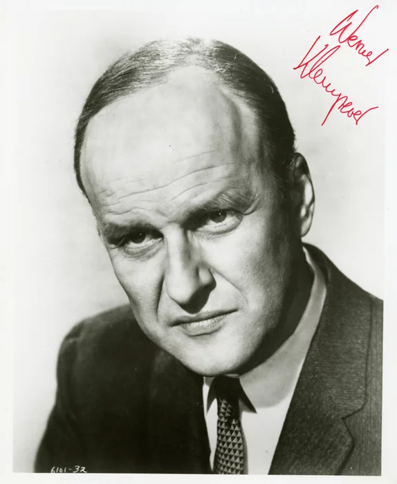 Werner Klemperer autograph