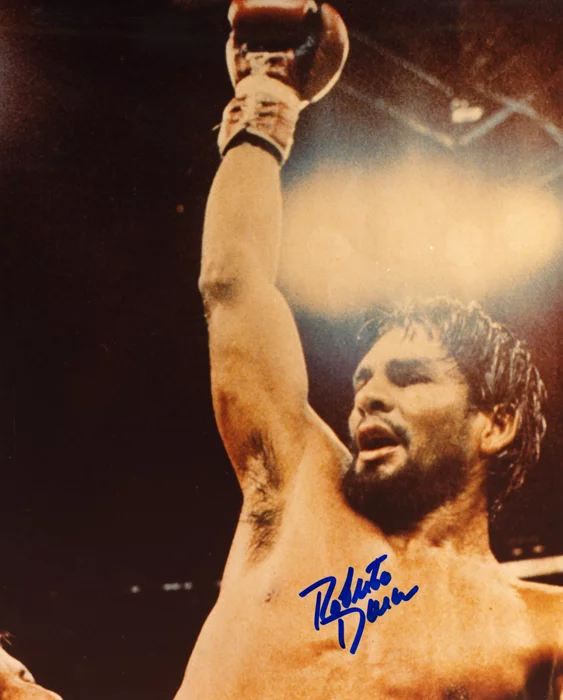 Roberto Duran autograph
