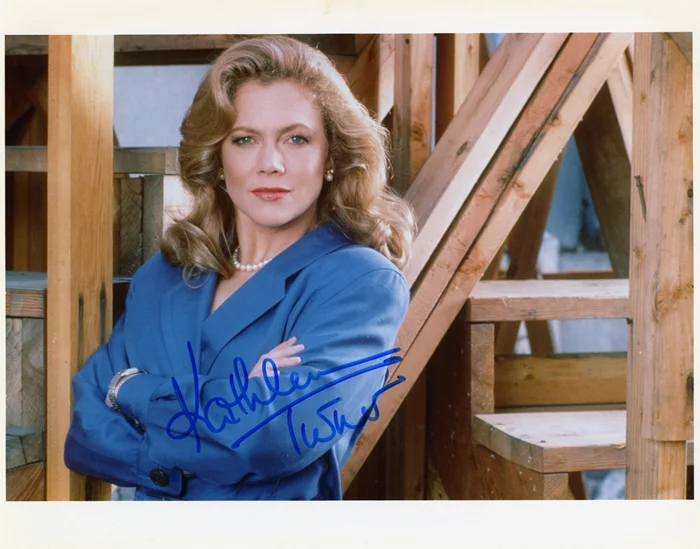 Kathleen Turner autograph
