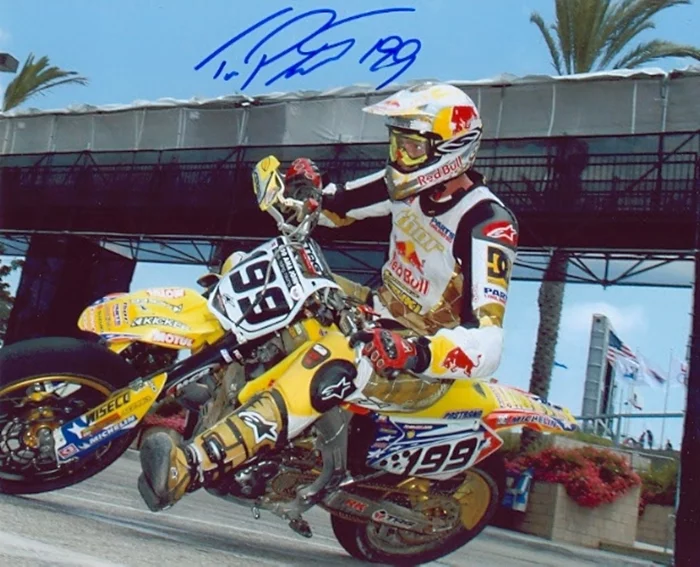Travis Pastrana autograph