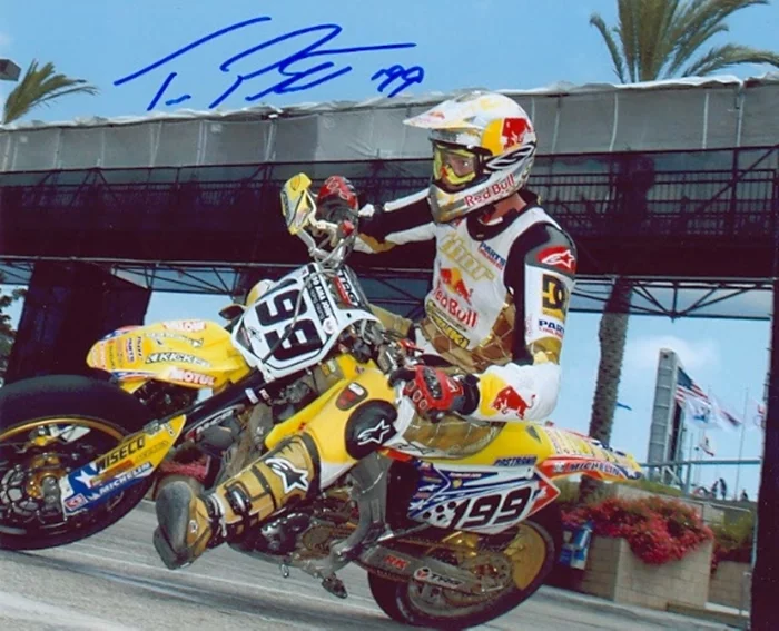 Travis Pastrana autograph