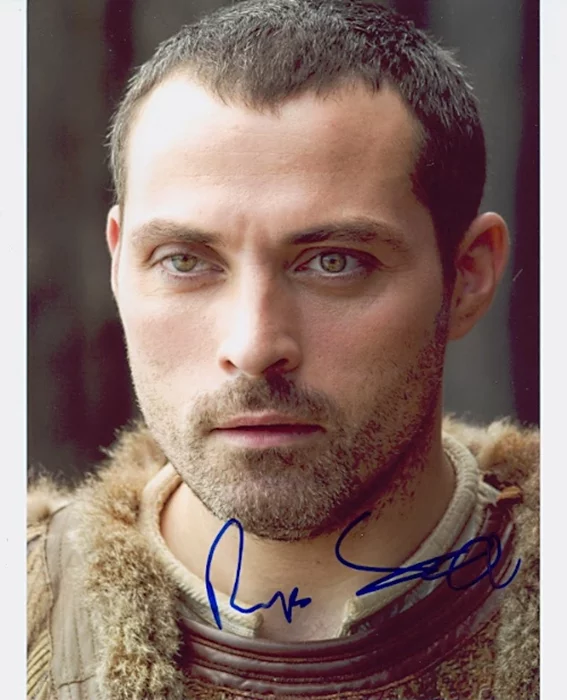 Rufus Sewell autograph