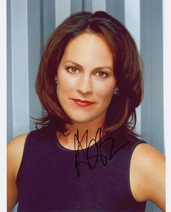 Annabeth Gish autograph