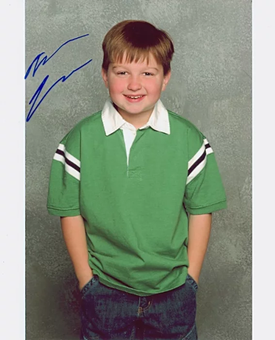 Angus Jones autograph
