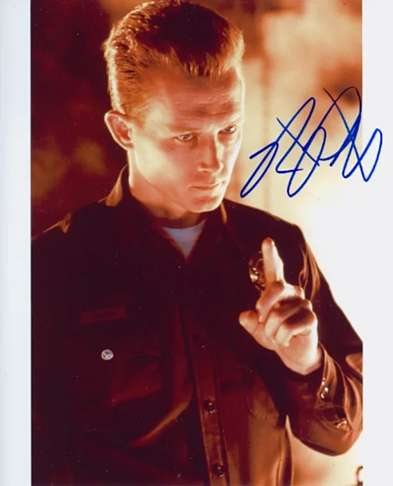 Robert Patrick autograph