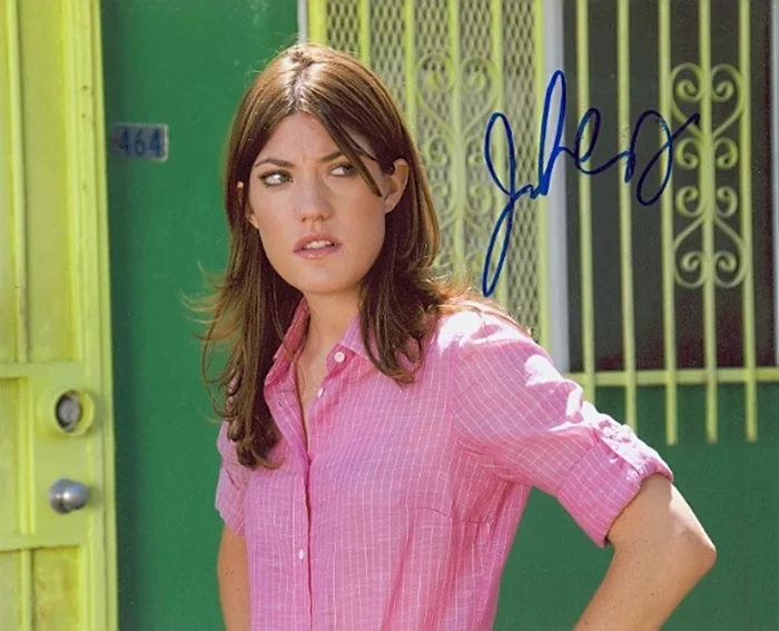 Jennifer Carpenter autograph