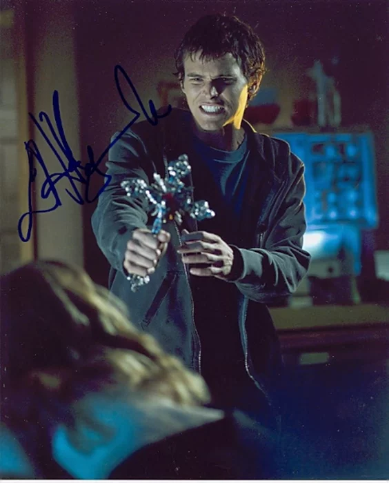 Tad Hilgenbrink autograph
