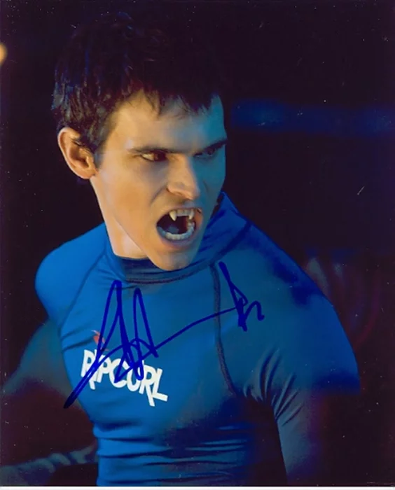 Tad Hilgenbrink autograph