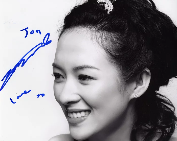 Ziyi Zhang autograph
