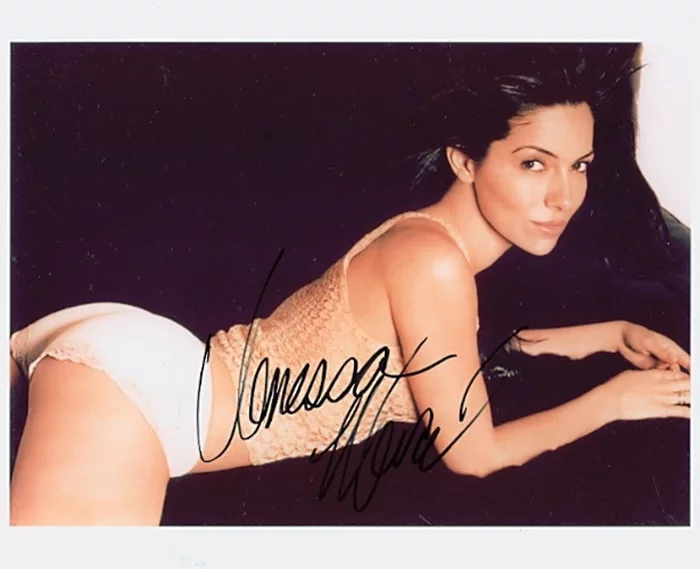 Vanessa Marcil autograph