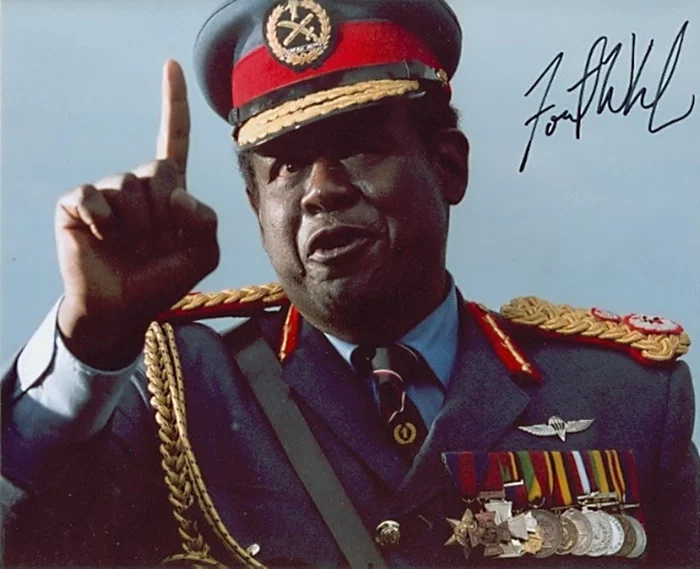 Forest Whitaker autograph