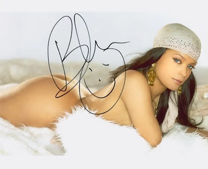 Blu Cantrell autograph