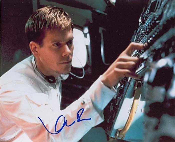 Kevin Bacon autograph