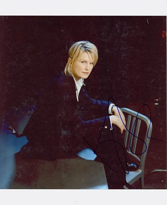 Kathryn Morris autograph