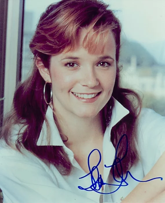 Lea Thompson autograph