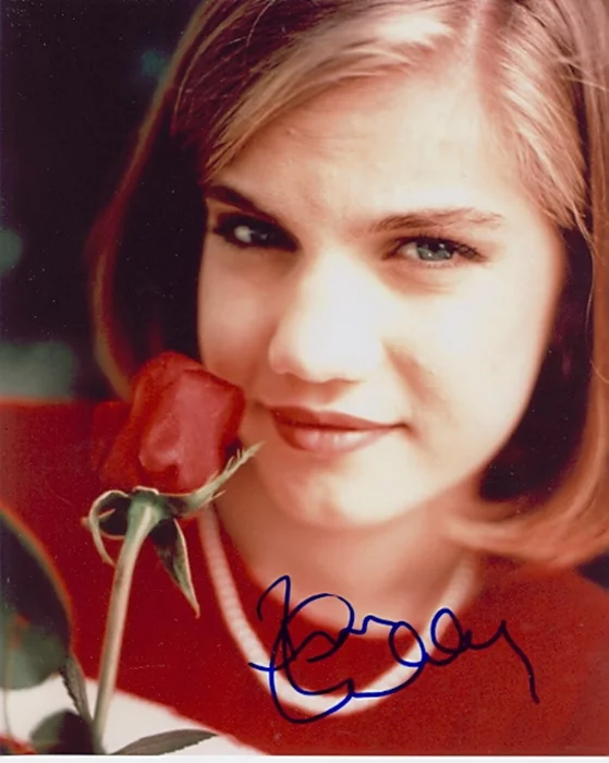 Anna Chlumsky autograph