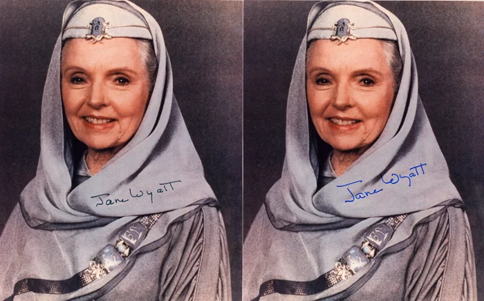 Jane Wyatt autograph