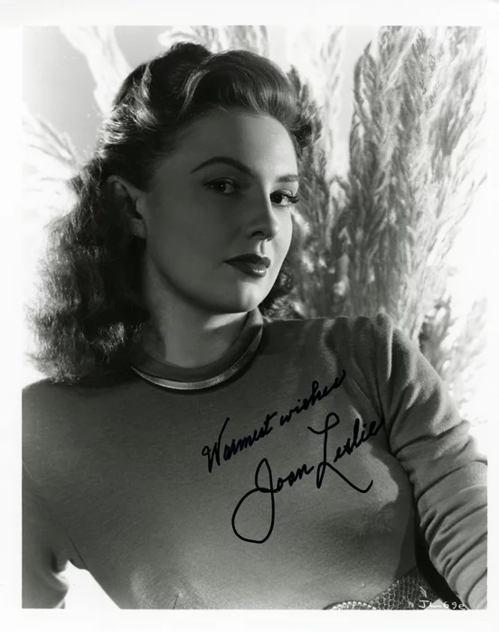 Joan Leslie autograph