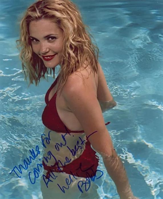 Leslie Bibb autograph