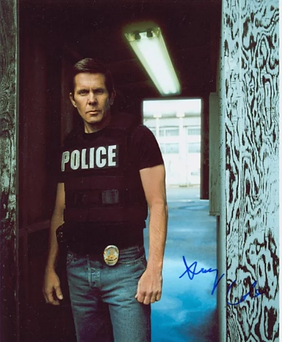 Gary Cole autograph