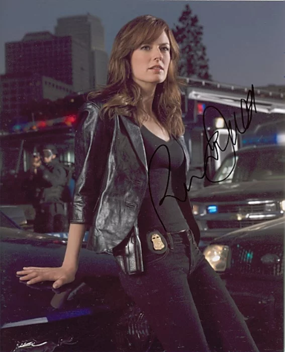 Rosemarie DeWitt autograph