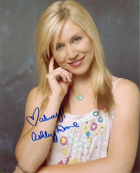 Ashley Drane autograph