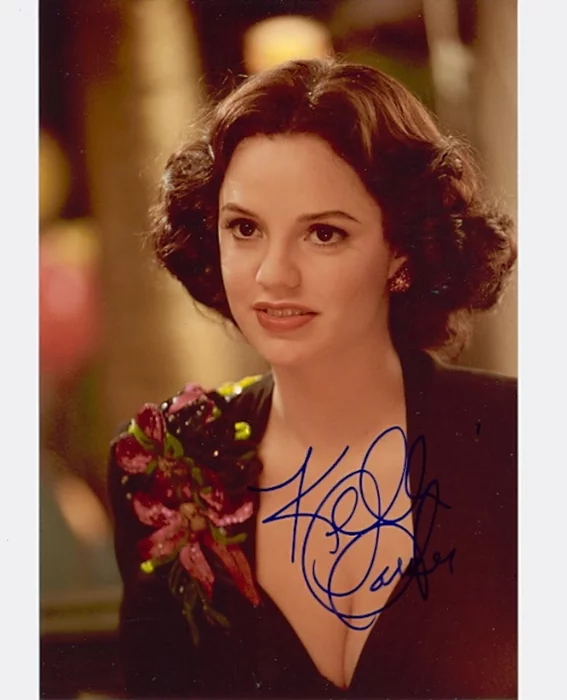 Kelli Garner autograph