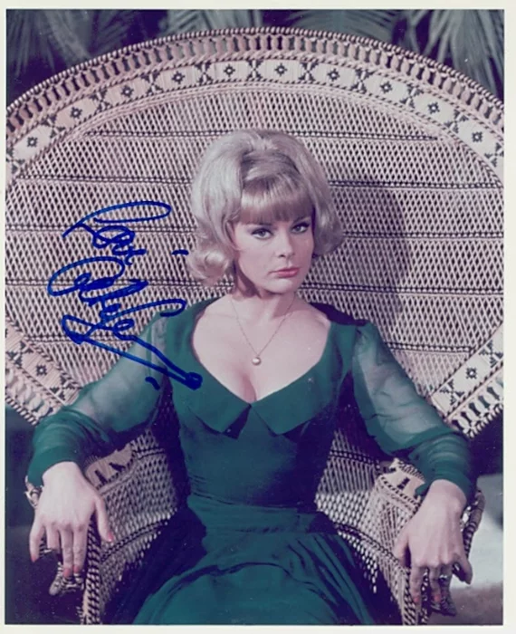 Elke Sommer autograph