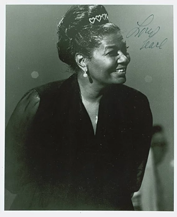 Pearl Bailey autograph