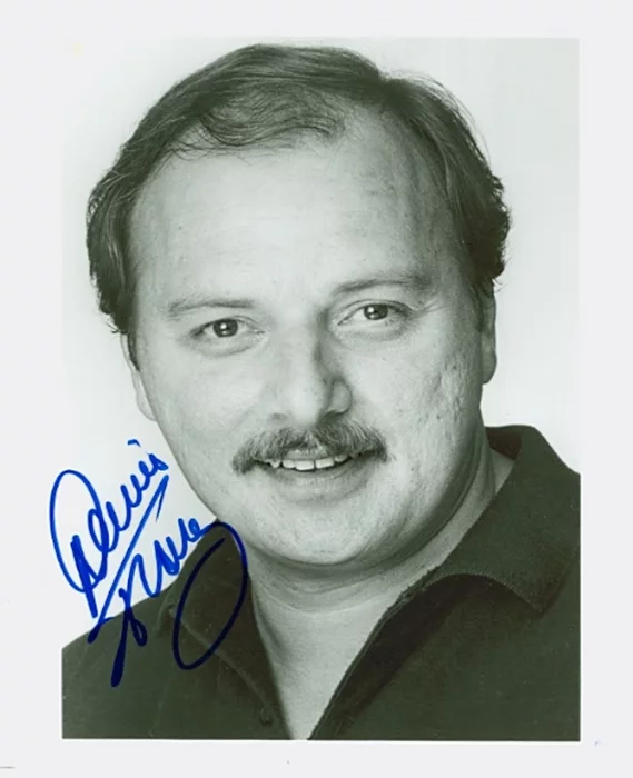 Dennis Franz autograph