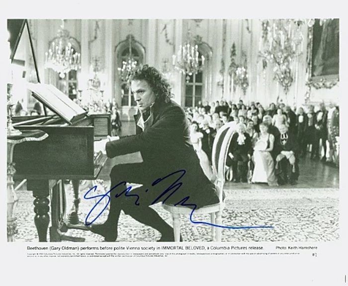Gary Oldman autograph