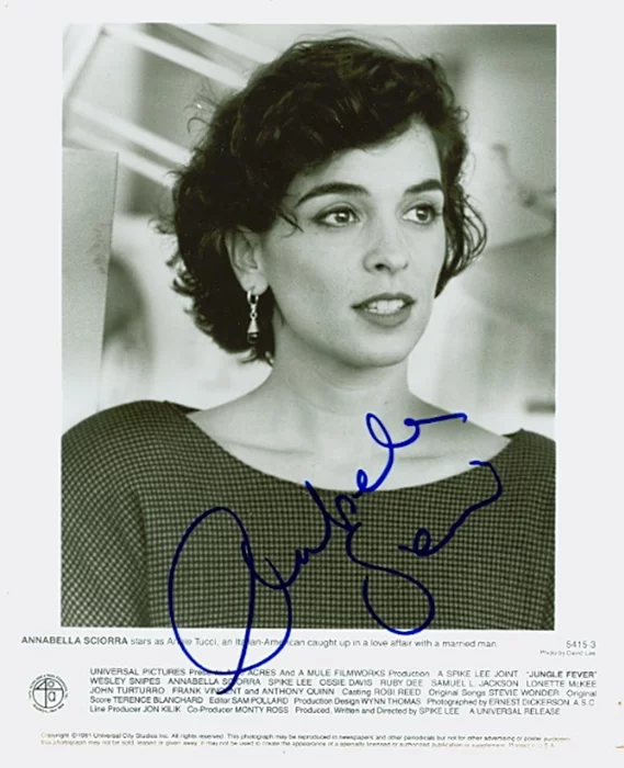 Annabella Sciorra autograph