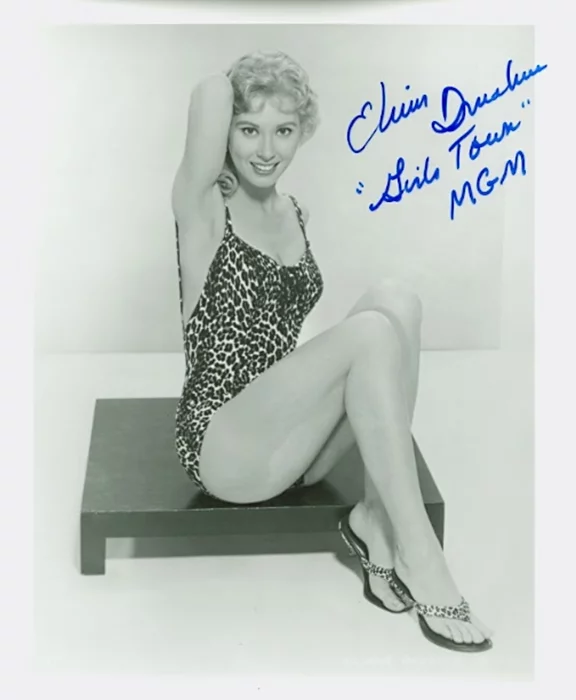 Elinor Donahue autograph