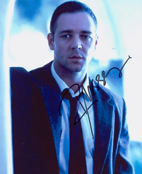 Russell Crowe autograph