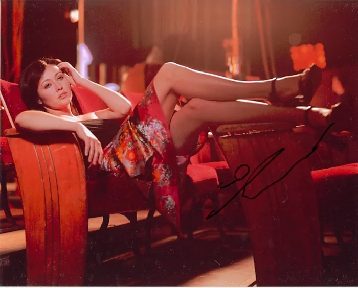 Shannen Doherty autograph